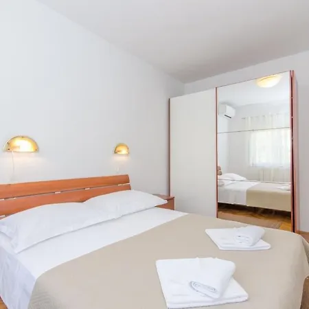 Apartman Emil Apartment *